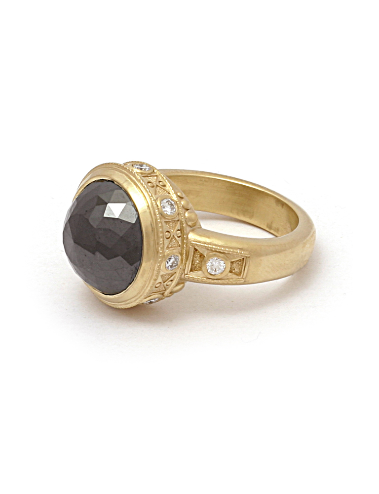 Zelda Black Diamond Ring